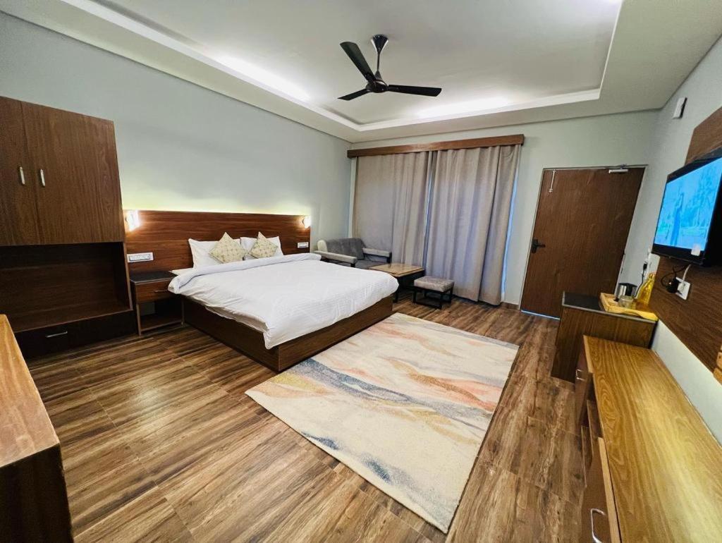 Hotel The Foresta By Orchid Hospitality & Holidays Mukteshwar Esterno foto