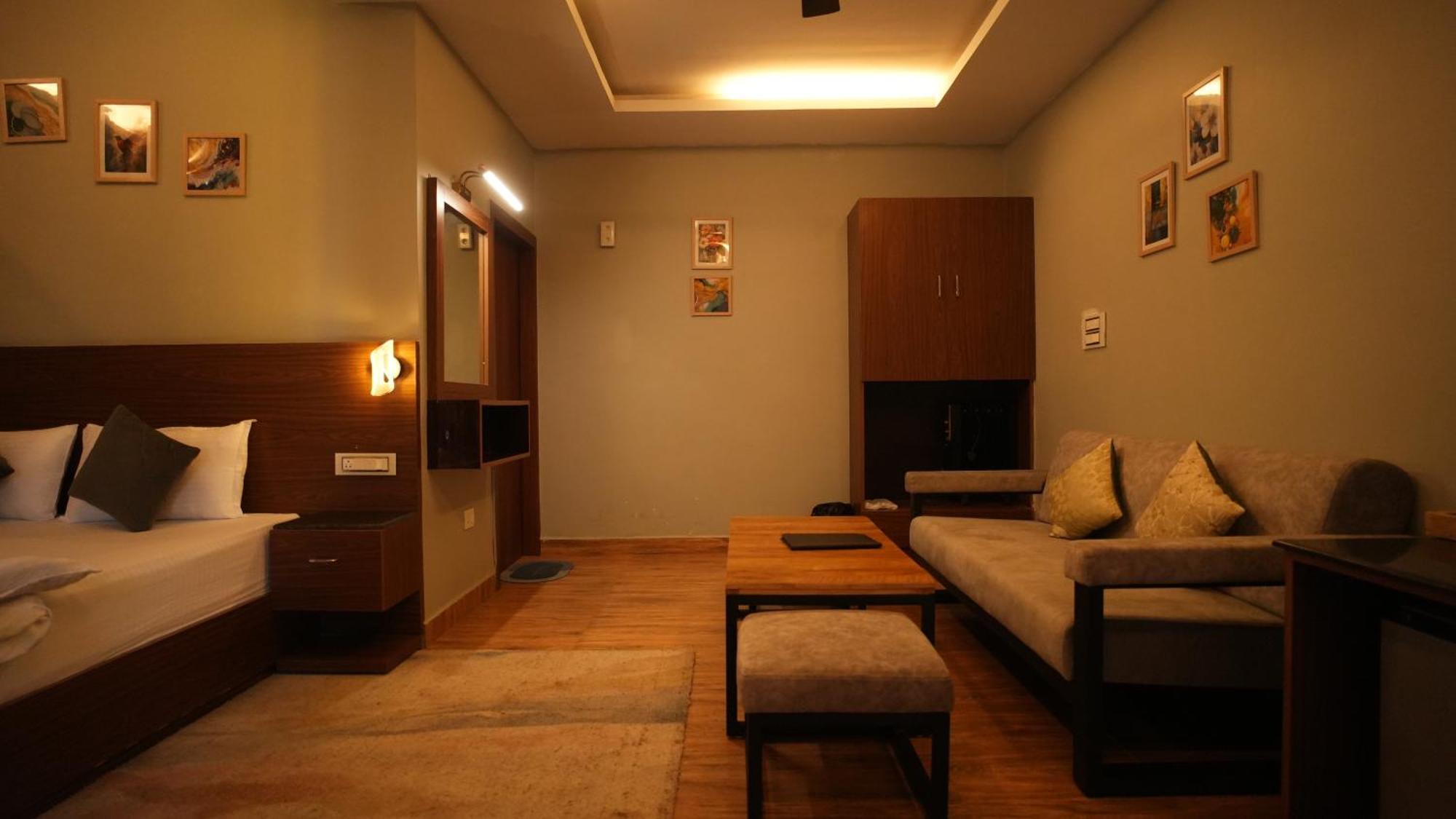Hotel The Foresta By Orchid Hospitality & Holidays Mukteshwar Esterno foto